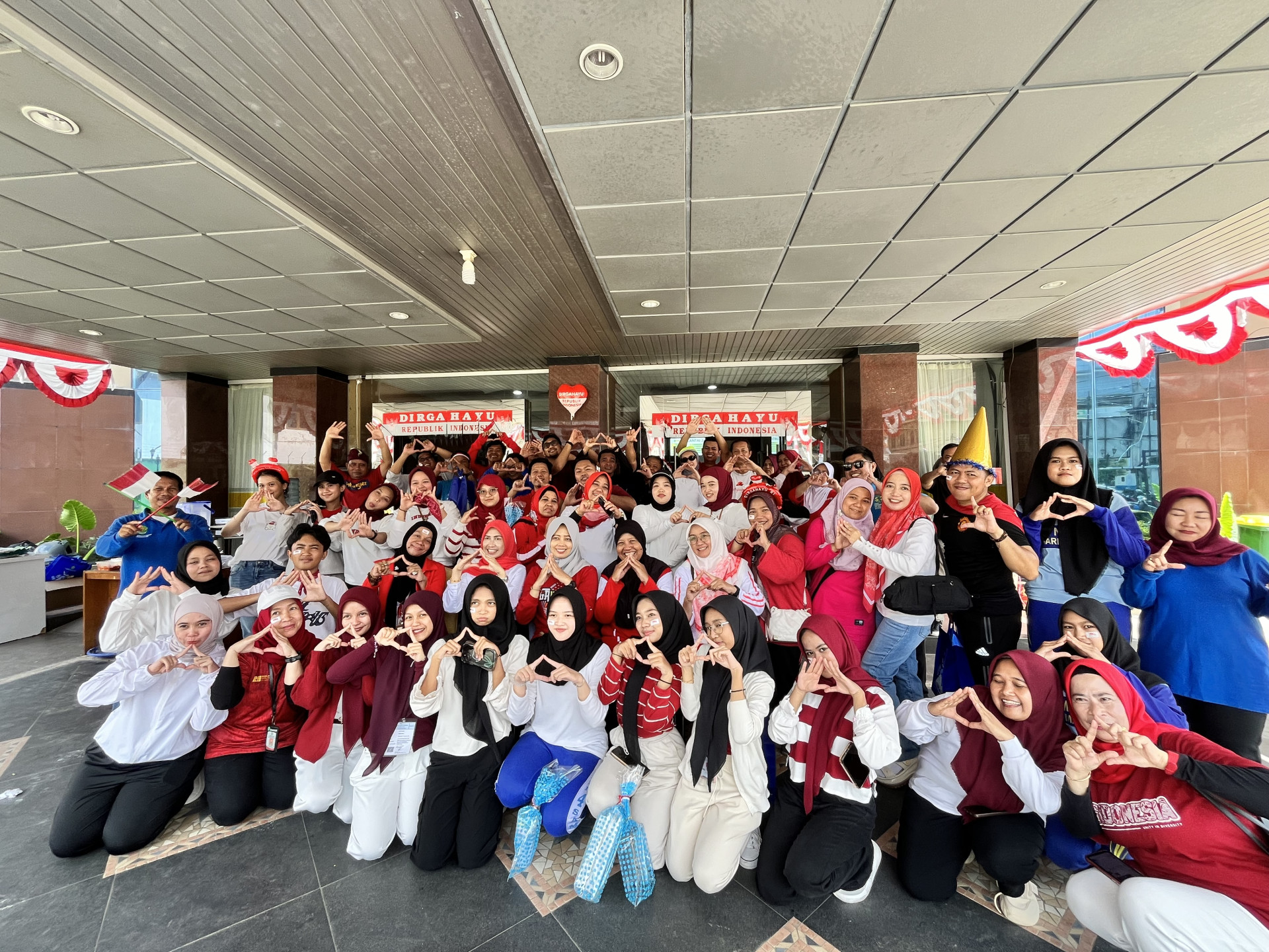 DPK Kaltim Rayakan HUT RI ke-80 dengan Lomba Seru Penuh Tawa dan Kekompakan