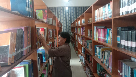 Tempat Favorit dan Gudangnya Prestasi Seluruh Siswa, Perpustakaan SMAK St Fransiskus Assisi Samarinda Selalu Ramai Dikunjungi