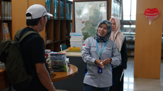 Belajar Teknis Pengelolaan Langsung Ke Lapangan, Peserta Pelatihan Penguatan Pustakawan Laksanakan Orientasi Lapangan Ke DPK Kaltim