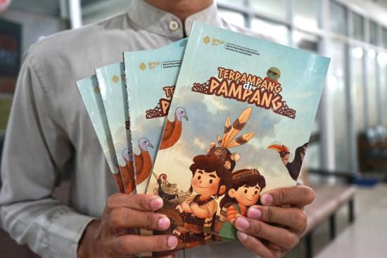 “Terpampang di Pampang”, Komik Lokal  Karya Anak Bangsa yang Siap Dibaca di Perpustakaan Provinsi Kalimantan Timur