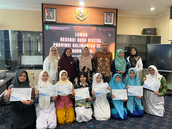 Lomba Resensi Buku 2025 Sukses Digelar, 10 Finalis Tampil Memukau Ulas Buku 