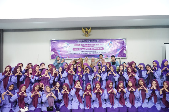 Tak Menyangka Arsip Bisa Semenarik Ini, Cerita Kunjungan Siswa SMK TI Labbaika