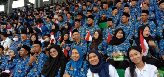 ASN dan Non ASN DPK Kaltim Ikuti Upacara HUT RI ke-80 di GOR Kadrie Oening Samarinda