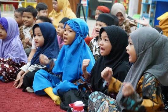 Main ke Perpus? Yes! Siswa RA Perwanida Al Ikhlas Belajar Seru di Perpustakaan Kaltim