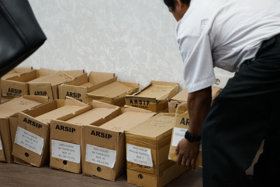 5.734 Arsip Siap Dinilai: DPK Kaltim Dampingi Penilaian Arsip Biro Hukum di Biro Umum