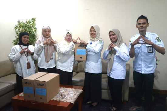 Dari Rak Deposit Berlabuh ke Record Center, 52 Arsip Mendapatkan “Treatment Baru” untuk Pengelolaan Arsip 