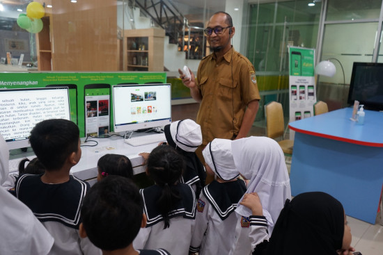 Kunjungan Ceria TK KB Ibnu Sina ke DPK Kaltim: Menumbuhkan Cinta Baca Sejak Dini