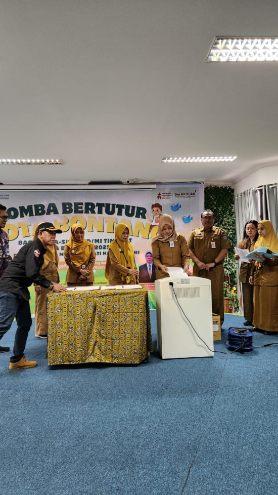 Plt Kepala DPK Kaltim Apresiasi Lomba Bertutur, Pemusnahan Arsip, dan Launching Aplikasi Elit (Elektronik Literasi) yang dihelat oleh DPK Bontang