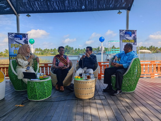 Dampak Luar Biasa dari Membaca dan Menulis, DPK Kaltim bersama RRI Samarinda Sukses Gelar Dialog Luar RRI: Menjiwai Literasi Seni bersama Maestro Diksi